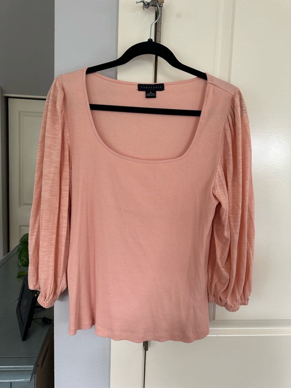 Sanctuary Pink Scoop Neck Puff Sleeve Top